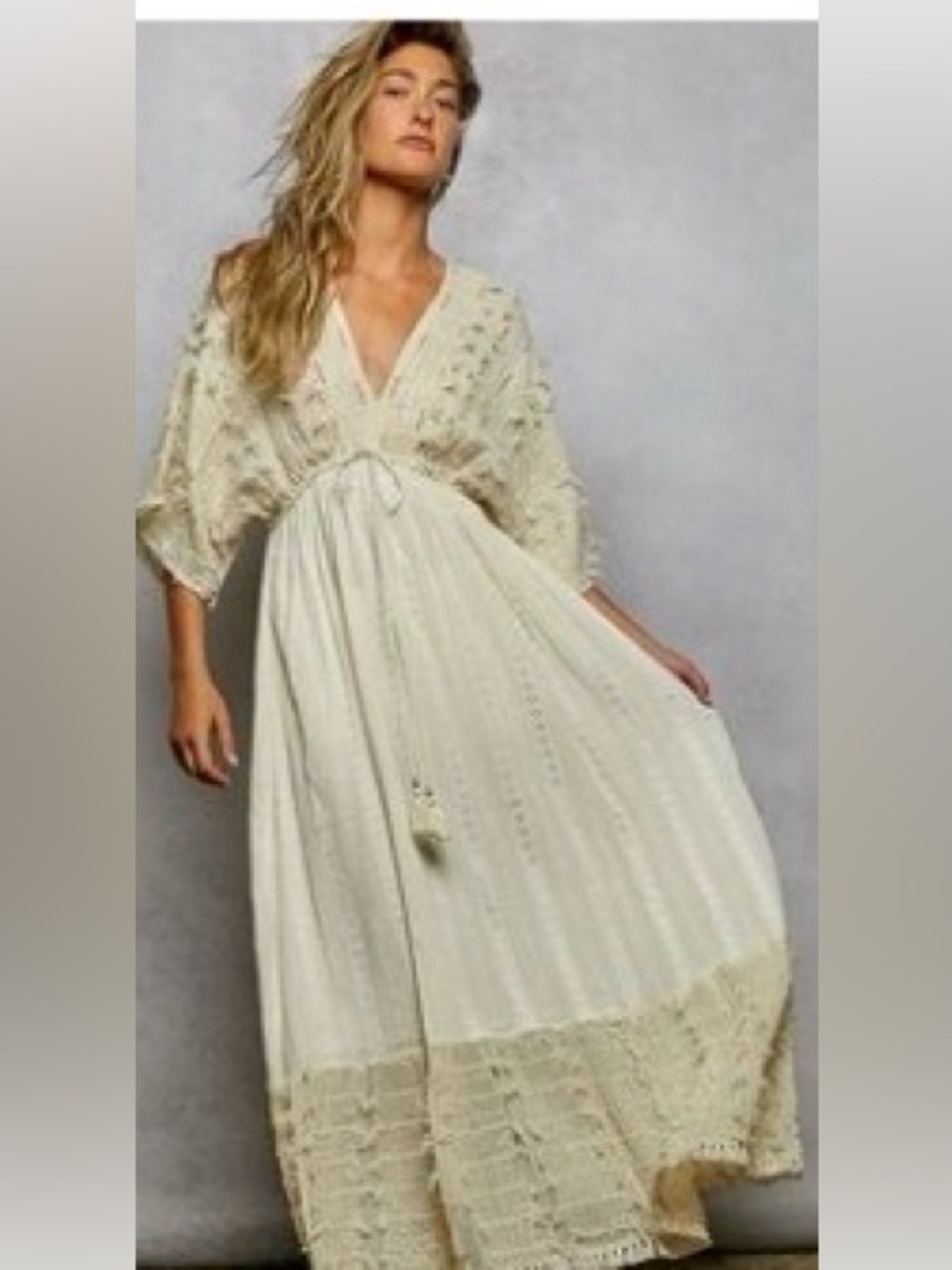 NWOT POL SZ M Beautiful Detail Boho Cream Textured V-Neck Maxi Dress